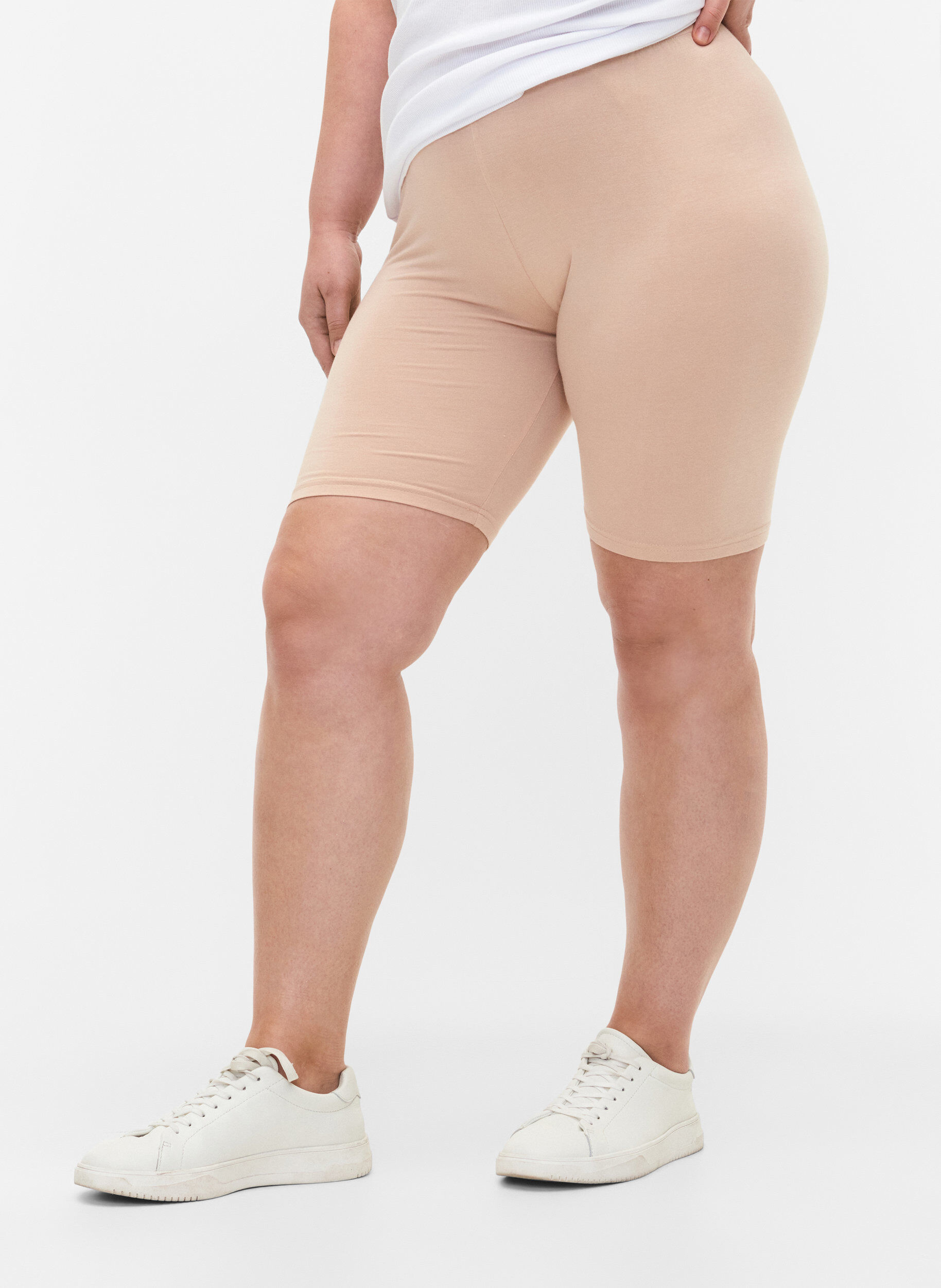 ZizziEinfarbige Basic Radlershorts, Beige, Model image number 0