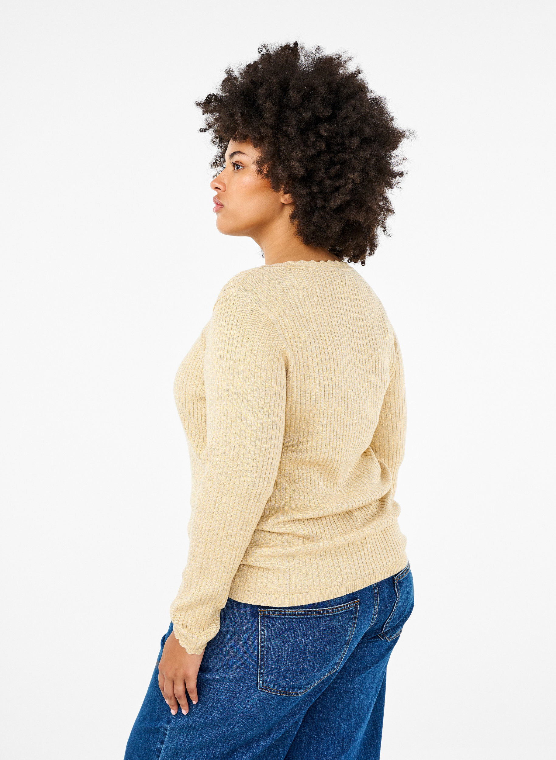 Zizzi Figurbetonte Strickbluse mit Glitzerfaden, Beige, Model image number 2