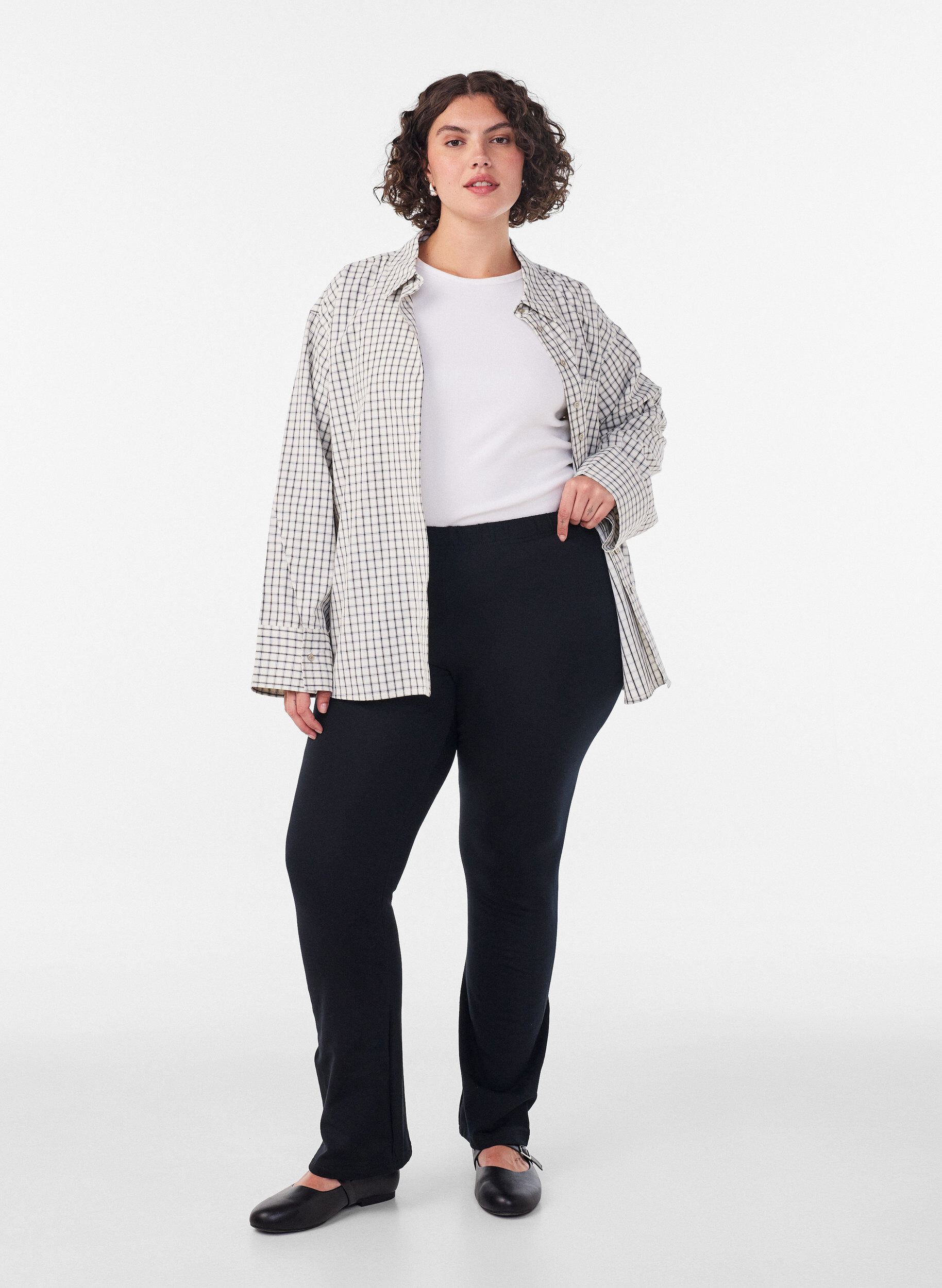 ZizziJerseyhose mit ausgestelltem Bein, Schwarz, Model image number 1