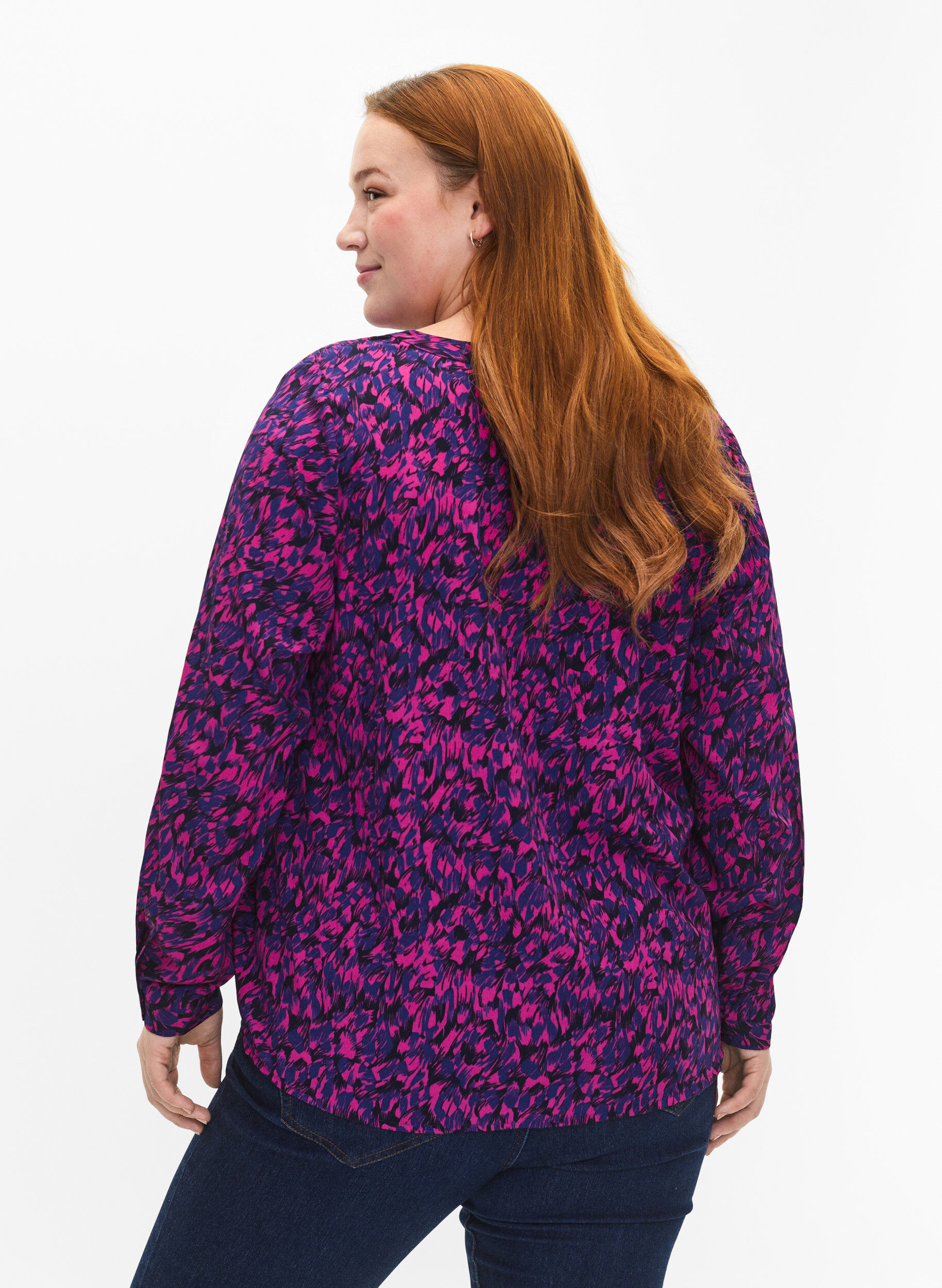 Zizzi FLASH &ndash; Lang&auml;rmlige Bluse mit Druck, Pink Blue AOP, Model image number 1