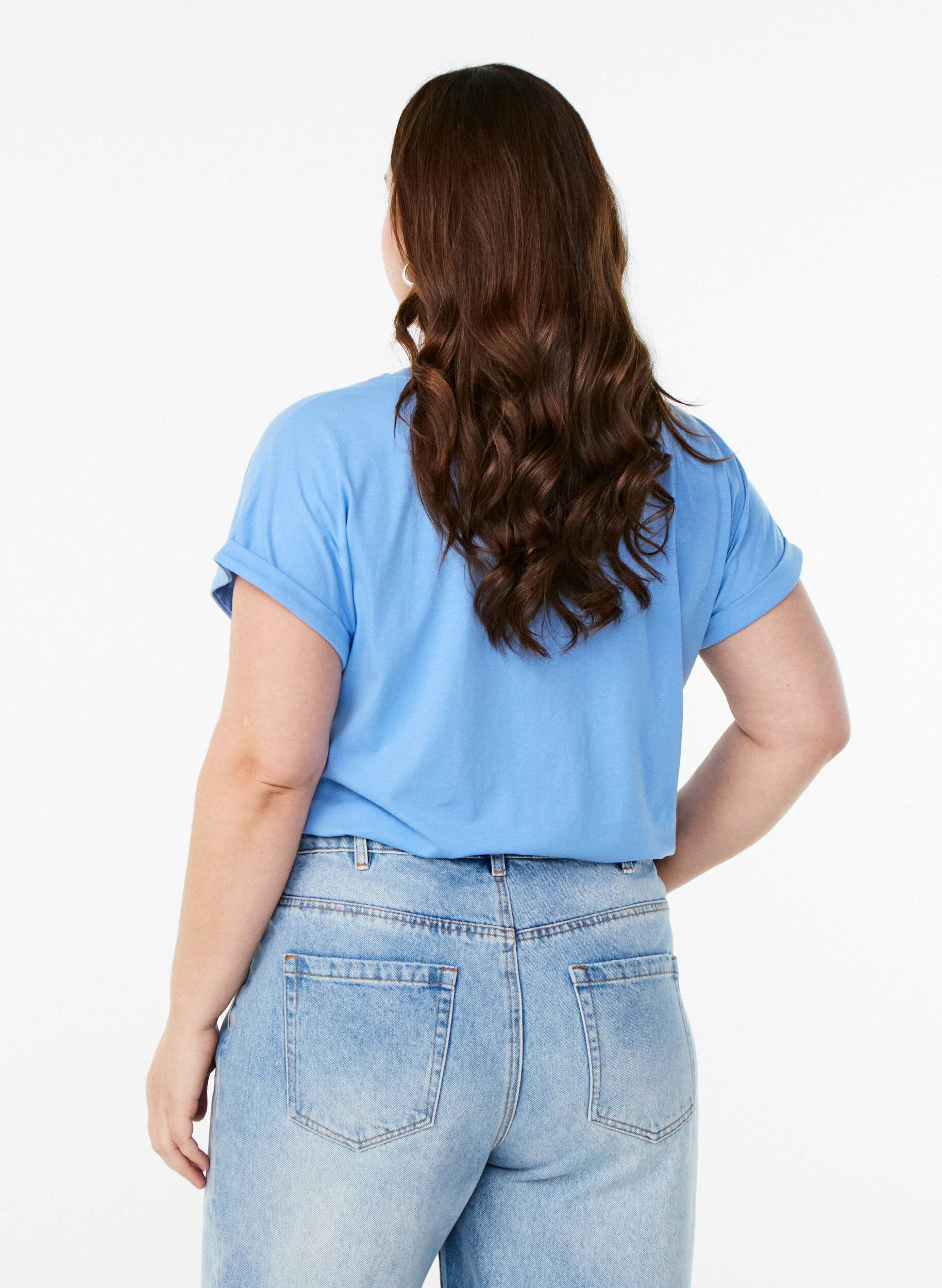 Zizzi T-Shirt aus Baumwollmischung mit kurzen &Auml;rmeln, Blau, Model image number 2