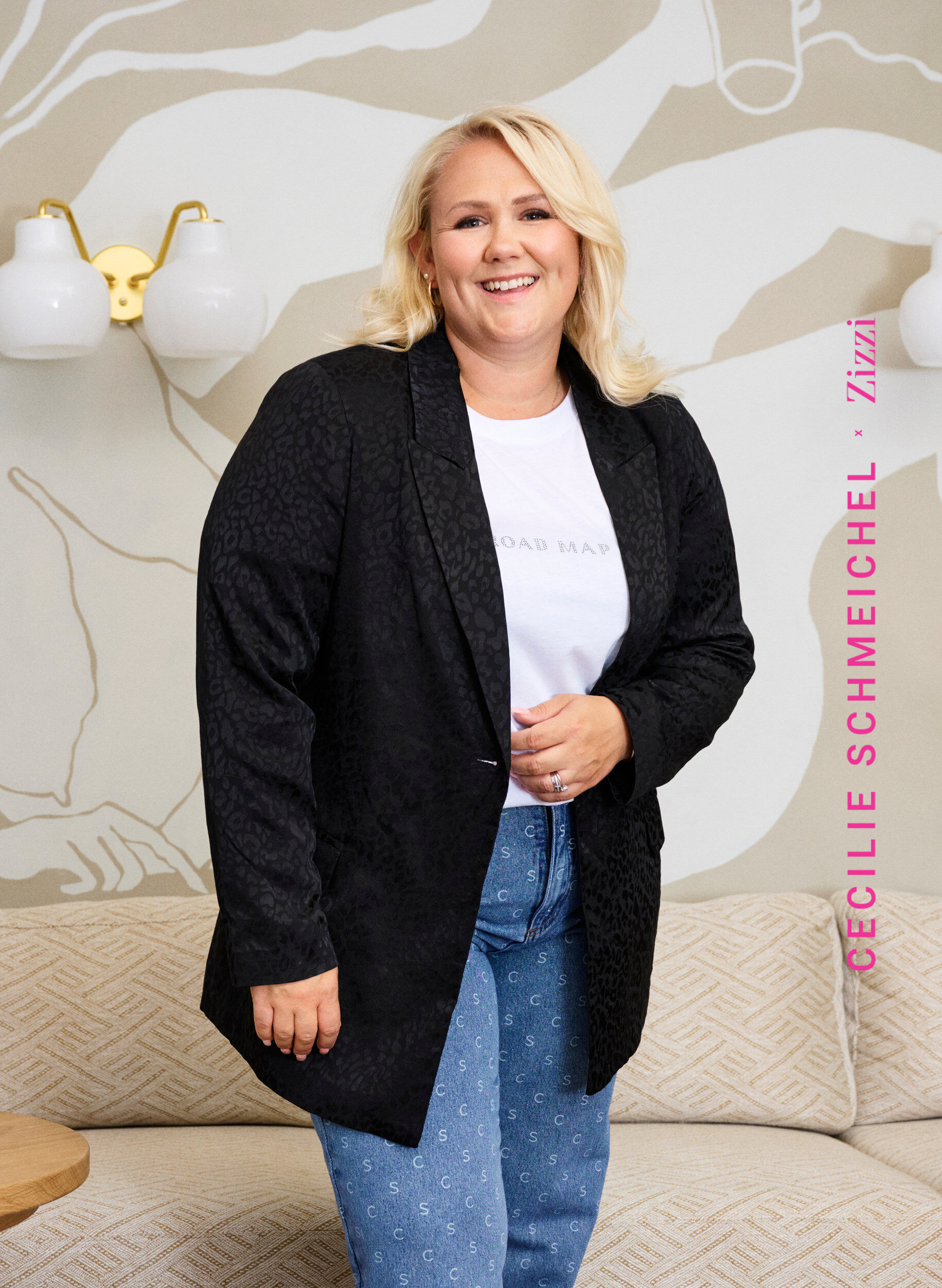 Zizzi Ton-in-Ton-Jacquard-Blazer aus Viskose, Black, Image image number 0