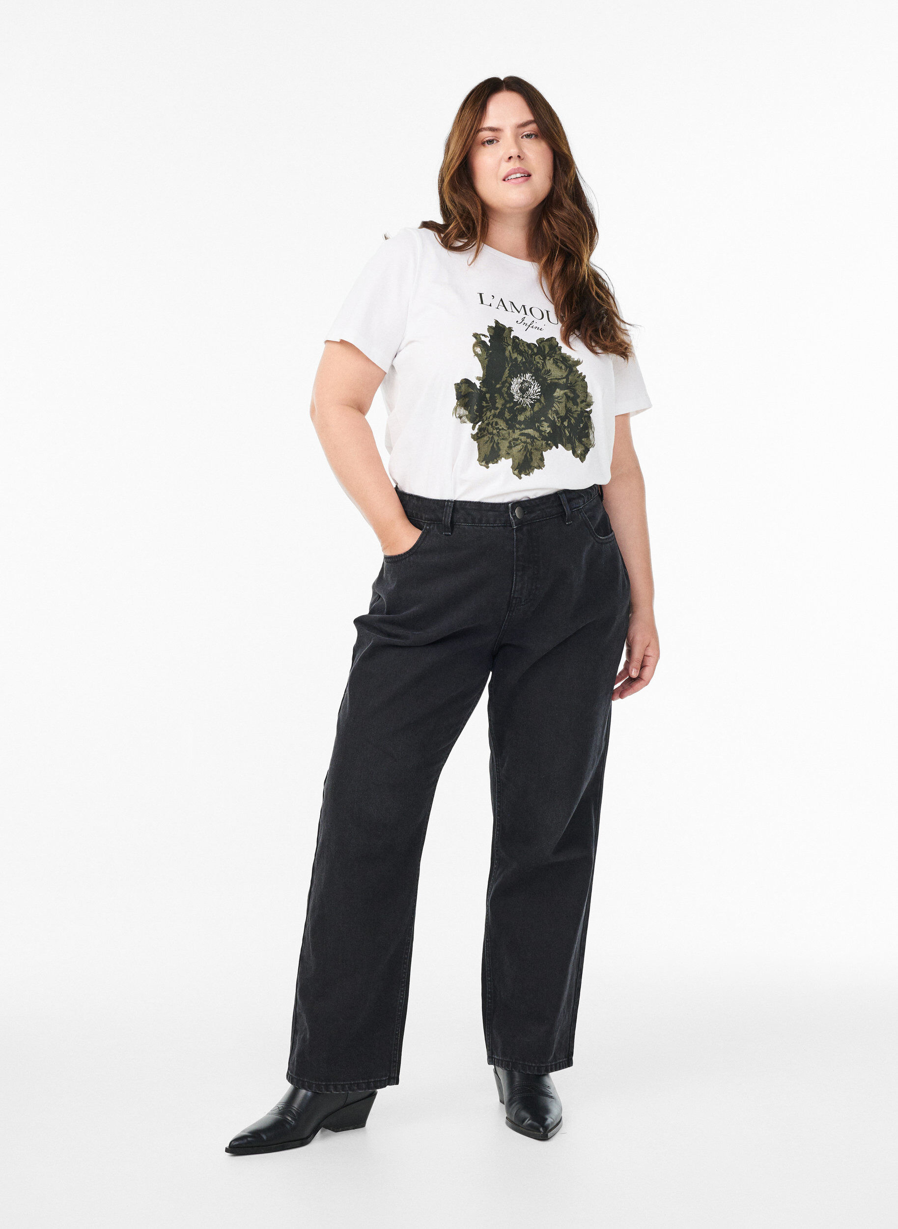 Zizzi T-Shirt aus Baumwolle mit Frontprint, Wei&szlig;, Model image number 1