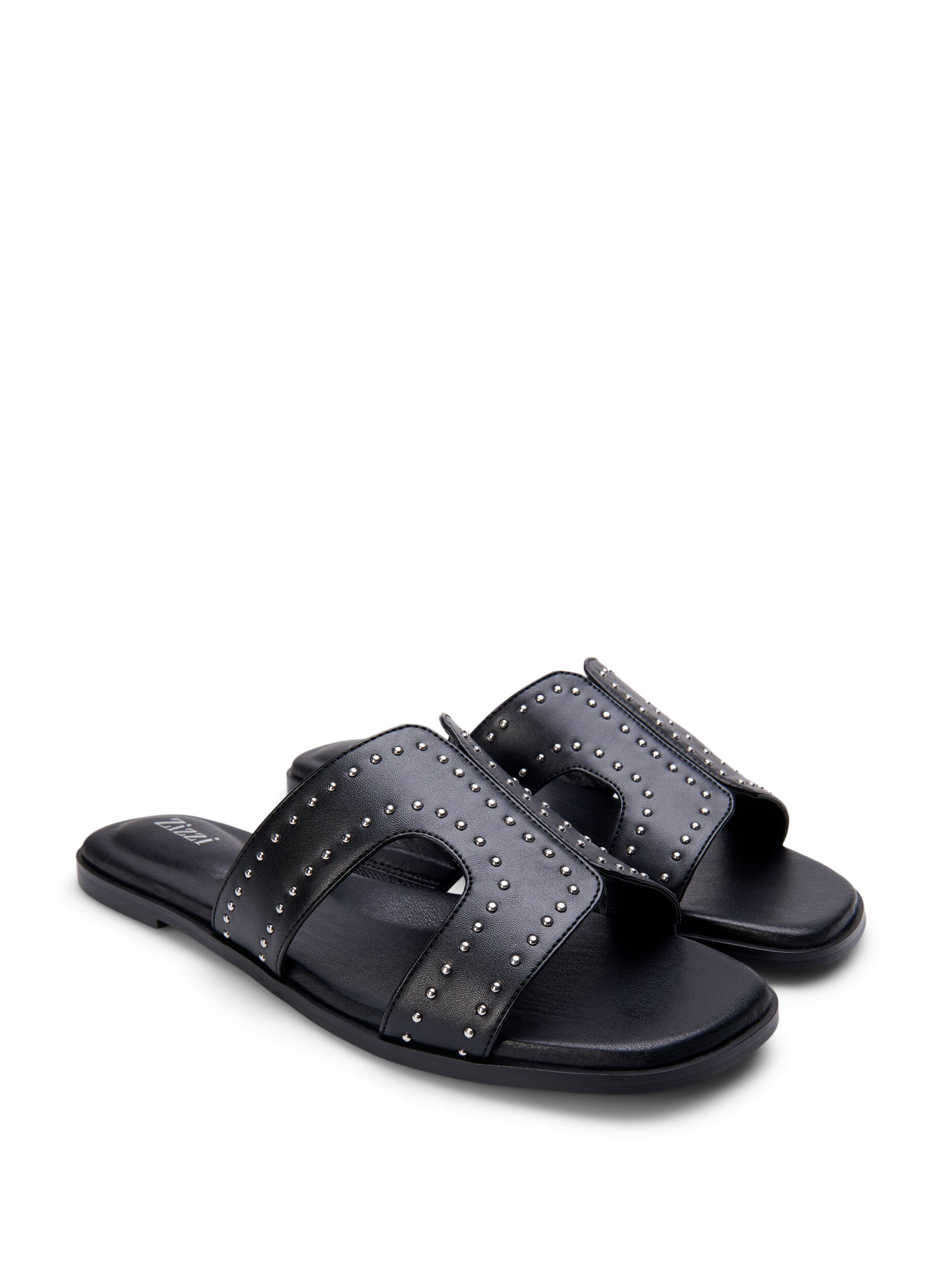 Zizzi Extra-Weite - Flache Sandalen mit Nieten, Schwarz, Packshot image number 1