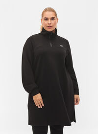 Pulloverkleid mit hohem Kragen, Black, Model
