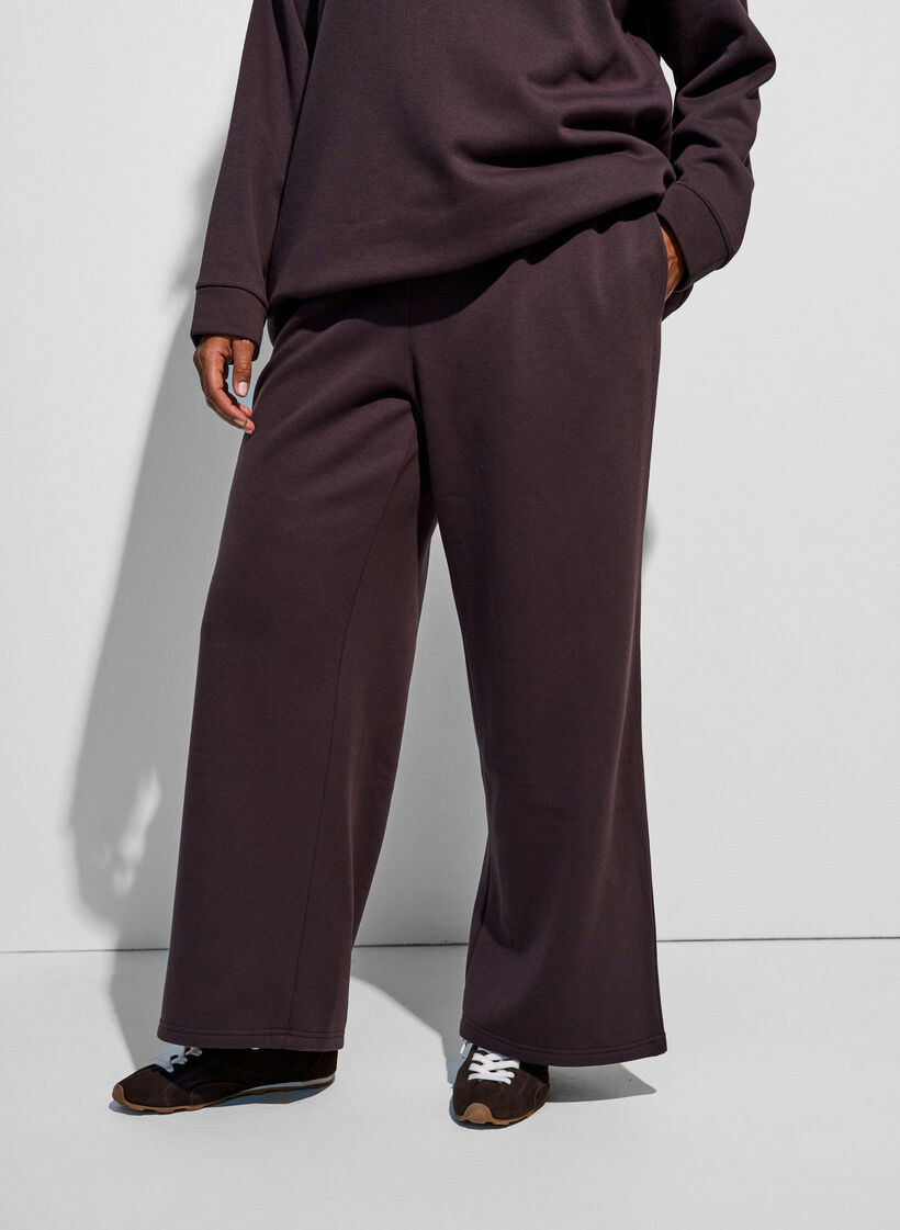 Hoch taillierte Sweatpants mit weitem Bein, Braun, Model image number 2