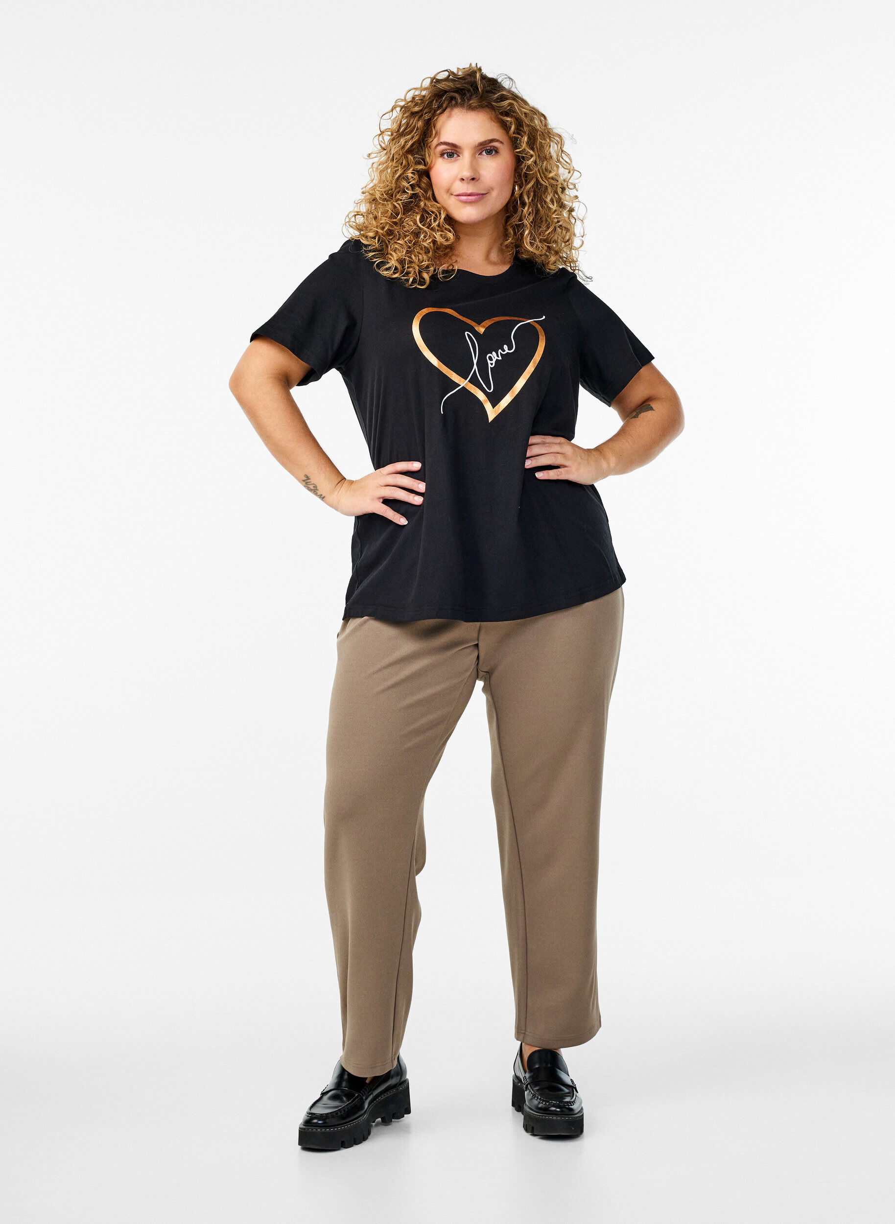 Zizzi FLASH - T-Shirt mit Print, Schwarz, Model image number 1