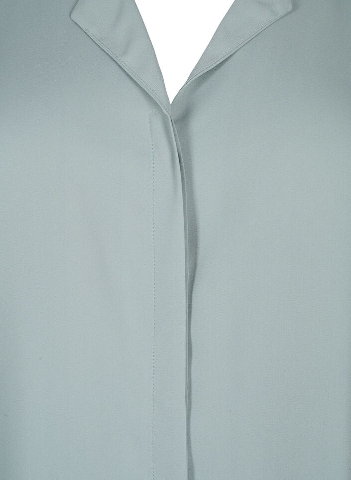 Einfarbiges Hemd mit V-Ausschnitt, Chinois Green, Packshot image number 2