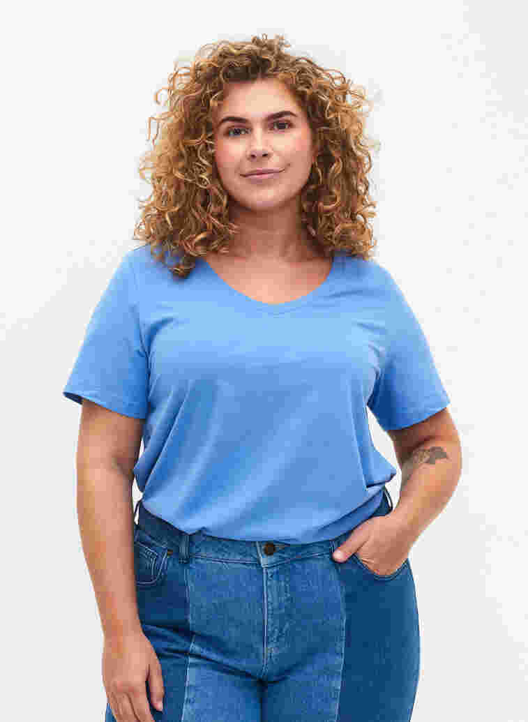 Einfarbiges basic T-Shirt aus Baumwolle, Ultramarine, Model image number 0