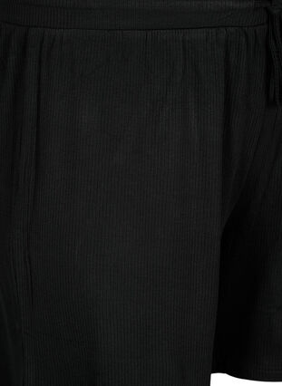 Lockere Shorts aus Viskose mit Ripp, Black, Packshot image number 2