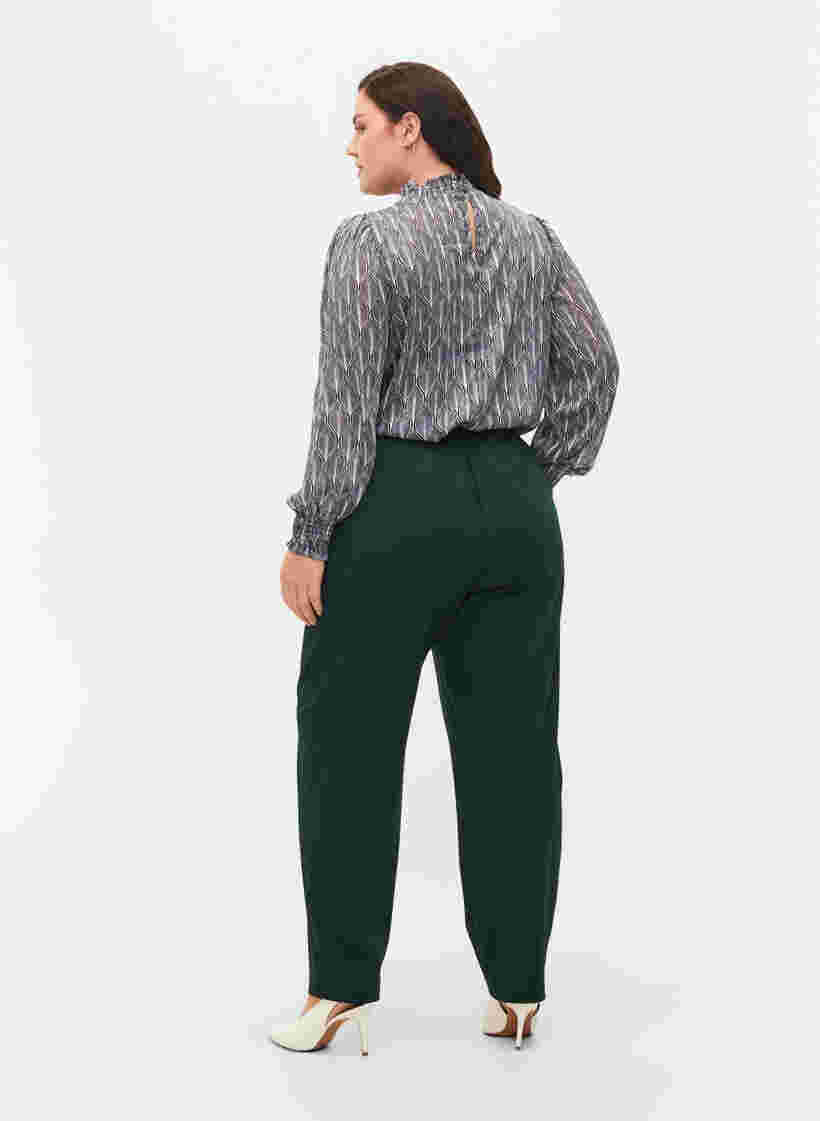 Klassische Hose mit Taschen, Scarab, Model image number 1