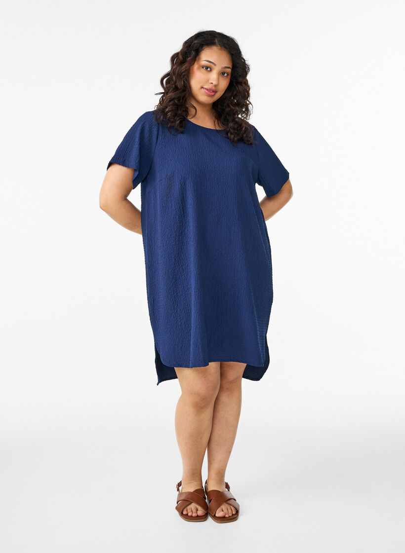 Kurzes Kleid mit gecrinkelter Textur und kurzen &Auml;rmeln, Blau, Model image number 1