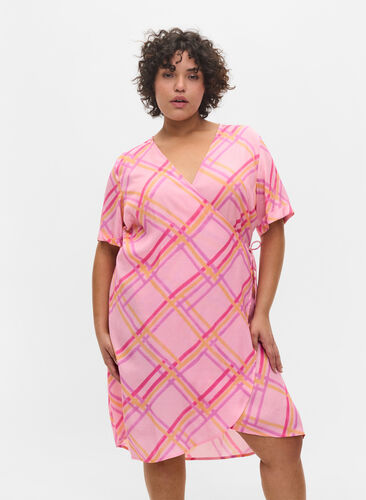 Kariertes Kleid aus Viskose mit Wickeleffekt, Pink Check, Model image number 0