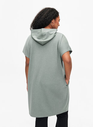 Sweatshirtkleid mit kurzen Ärmeln aus Modal-Mix, Chinois Green, Model image number 1