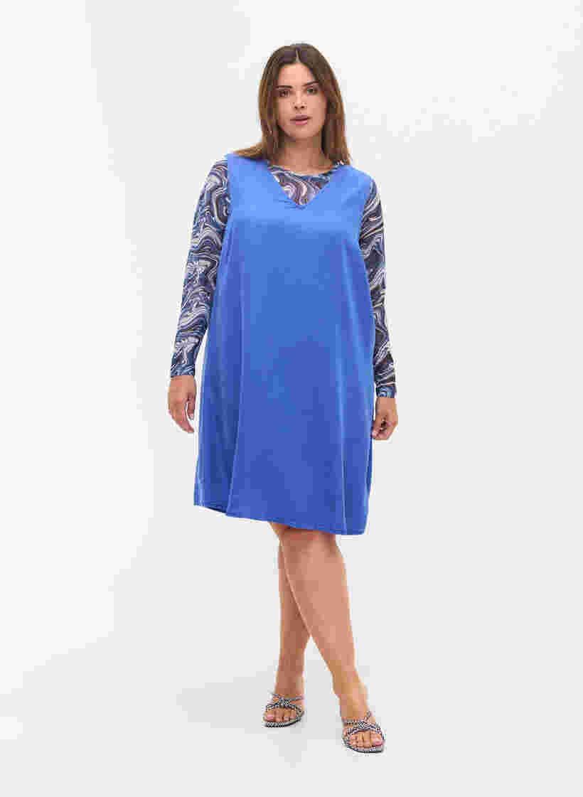 Spencerkleid mit V-Ausschnitt, Dazzling Blue, Model image number 2
