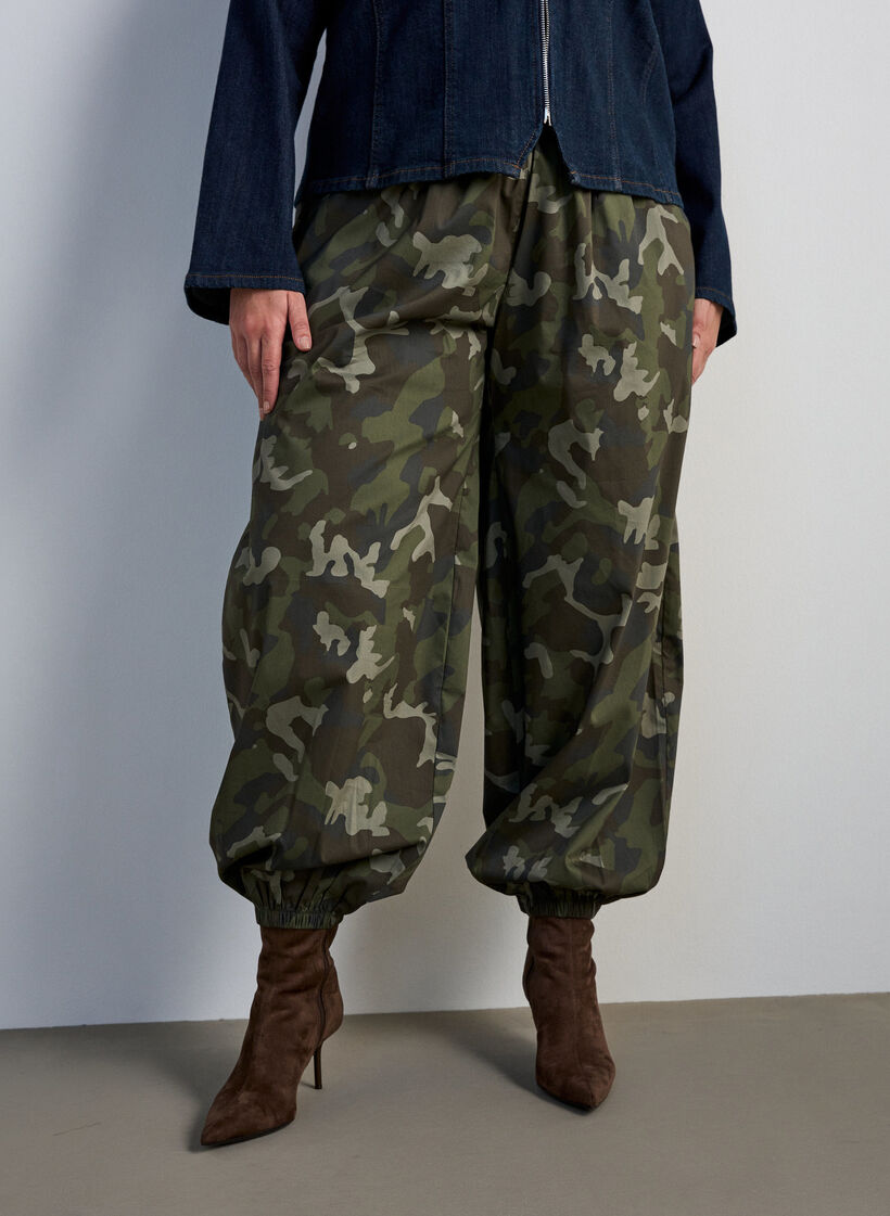 Ballonhose mit hoher Taille und Allover-Muster, Gr&uuml;n, Model image number 2