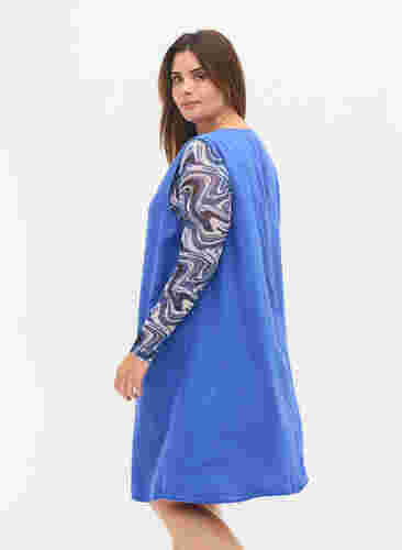 Spencerkleid mit V-Ausschnitt, Dazzling Blue, Model image number 1