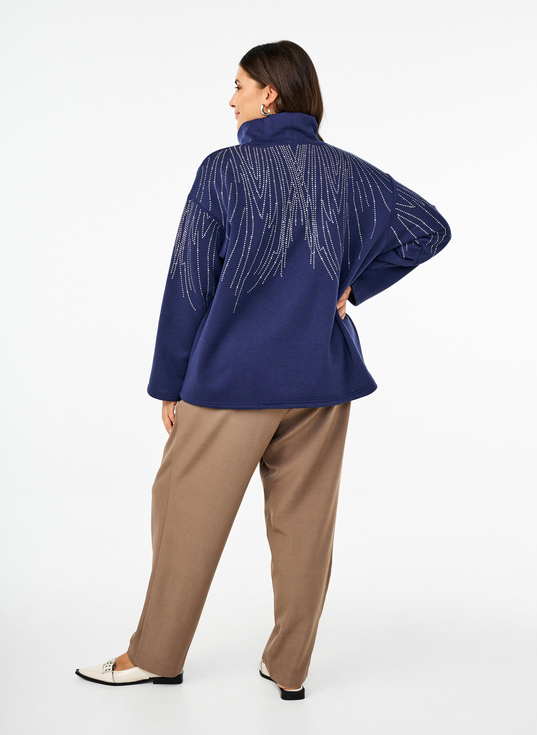 Zizzi Hoch taillierte Hose mit R&uuml;schen und Bindeg&uuml;rtel, Walnut Melange, Model image number 1