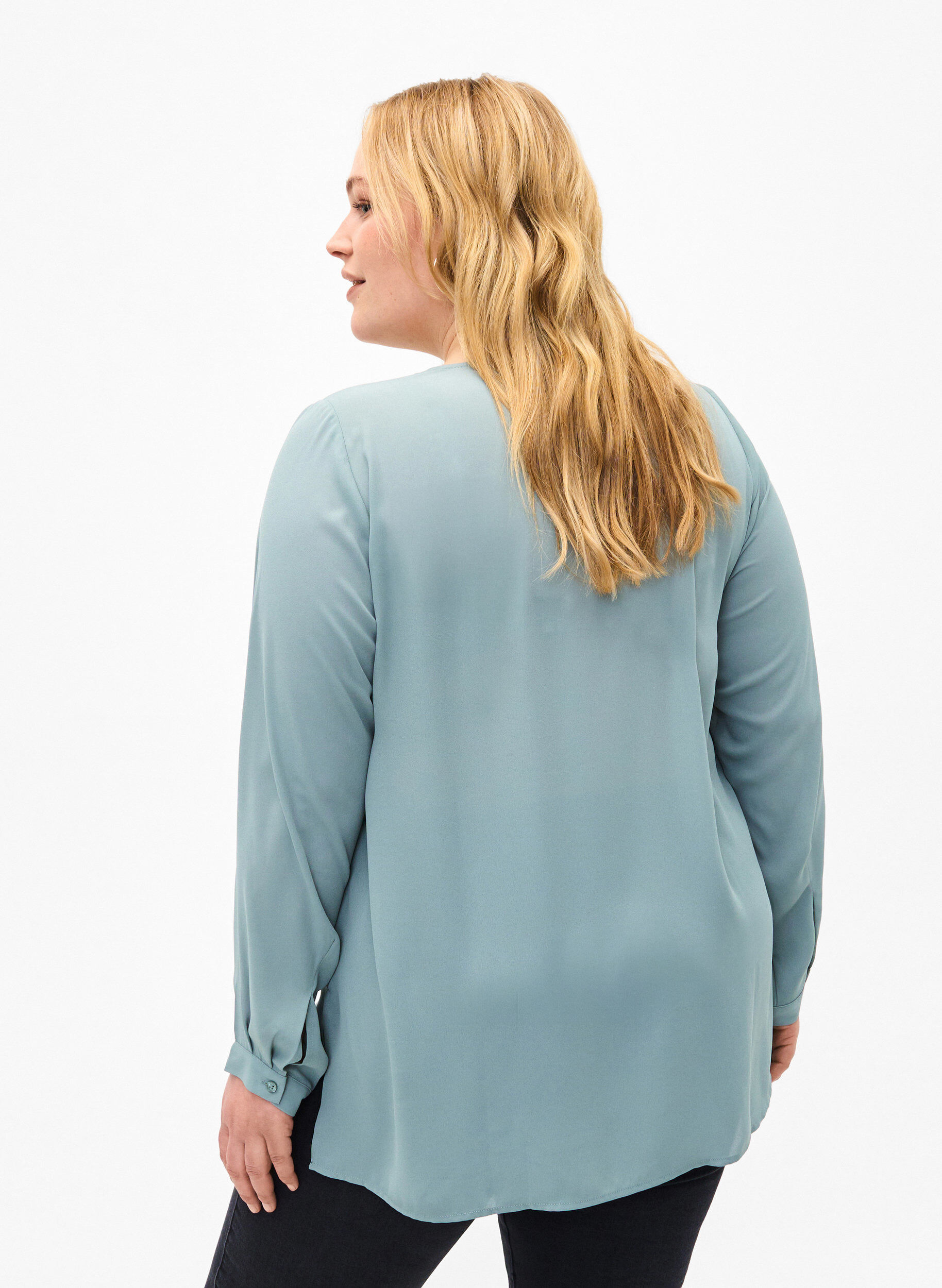 Zizzi Einfarbiges Hemd mit V-Ausschnitt, Chinois Green, Model image number 1