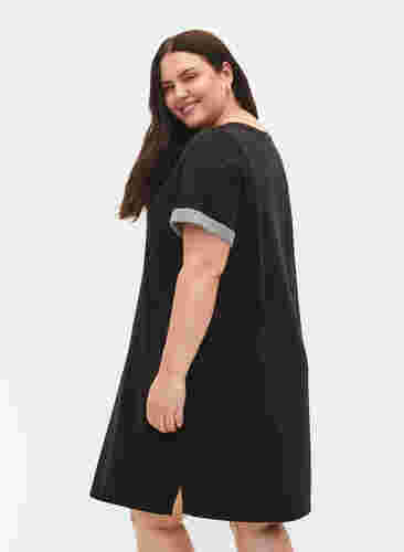 Sweatshirtkleid mit kurzen Ärmeln und Schlitzen, Black, Model image number 1