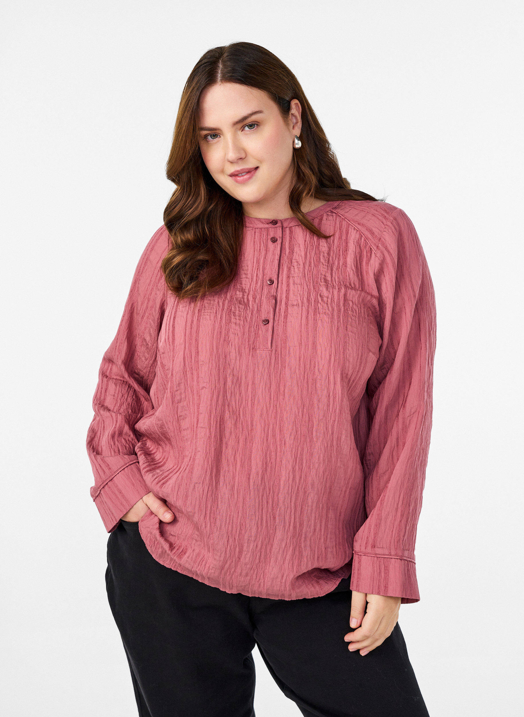 Zizzi Bluse mit Ton-in-Ton-Struktur und Kn&ouml;pfen, Rot, Model image number 0