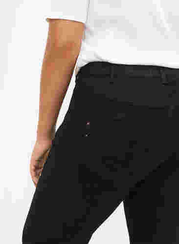 Regular Fit Gemma Jeans mit hoher Taille, Black, Model image number 4