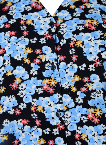 Bedrucktes Schlafanzugoberteil aus Viskose, Black Blue Flower, Packshot image number 2