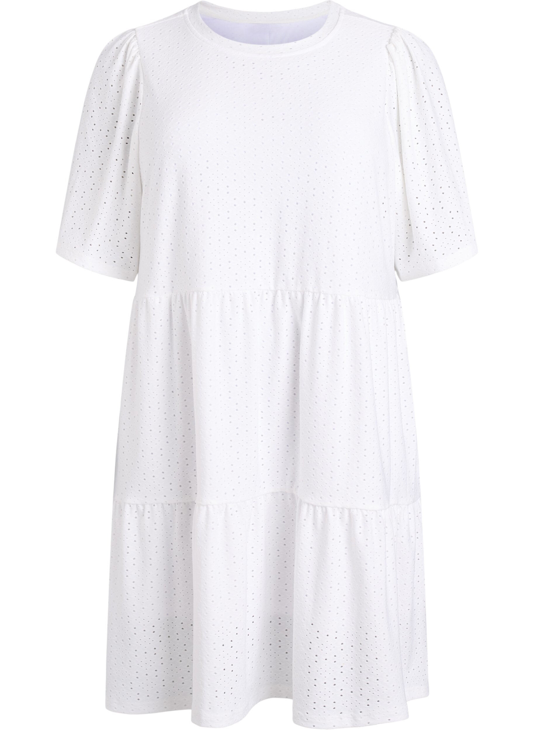 Kurzes Kleid mit Spitzenmuster und Lagenrock