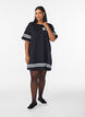 Sportliches T-Shirtkleid aus Baumwolle, Schwarz, Model image number 1