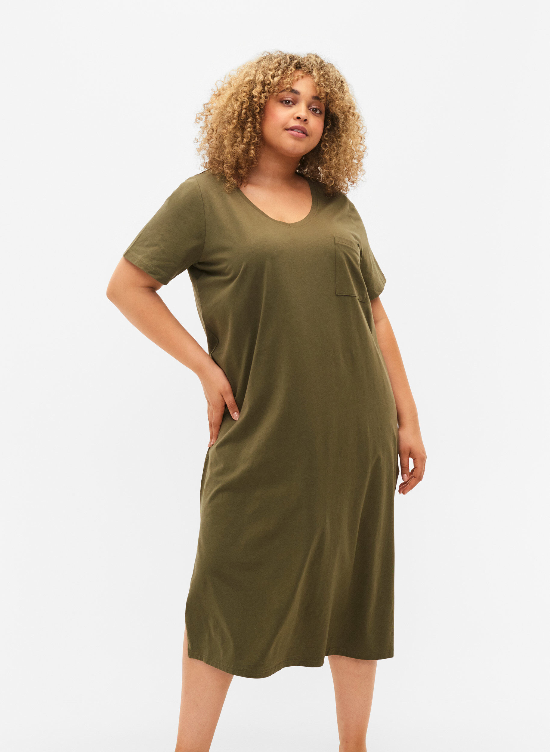 Zizzi Kurz&auml;rmeliges Baumwollkleid mit Schlitz, Ivy Green, Model image number 0