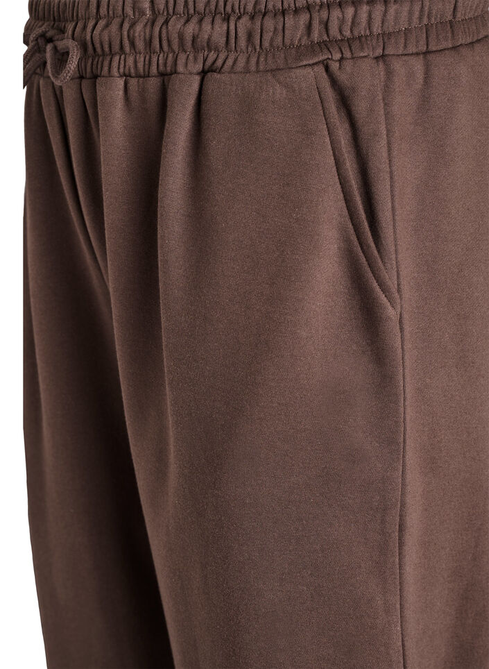 Hoch taillierte Sweatpants mit Taschen, Braun, Packshot image number 2