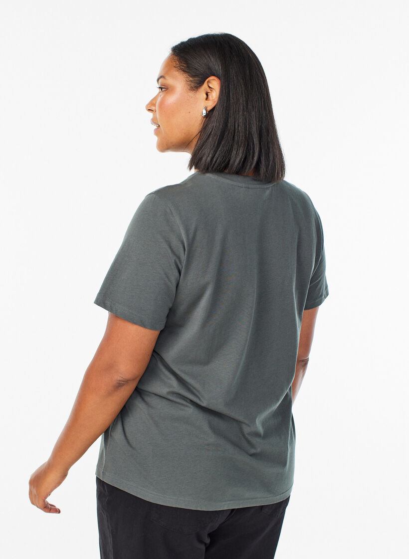 Basic-T-Shirt aus Baumwolle mit Rundhalsausschnitt, Gr&uuml;n, Model image number 2