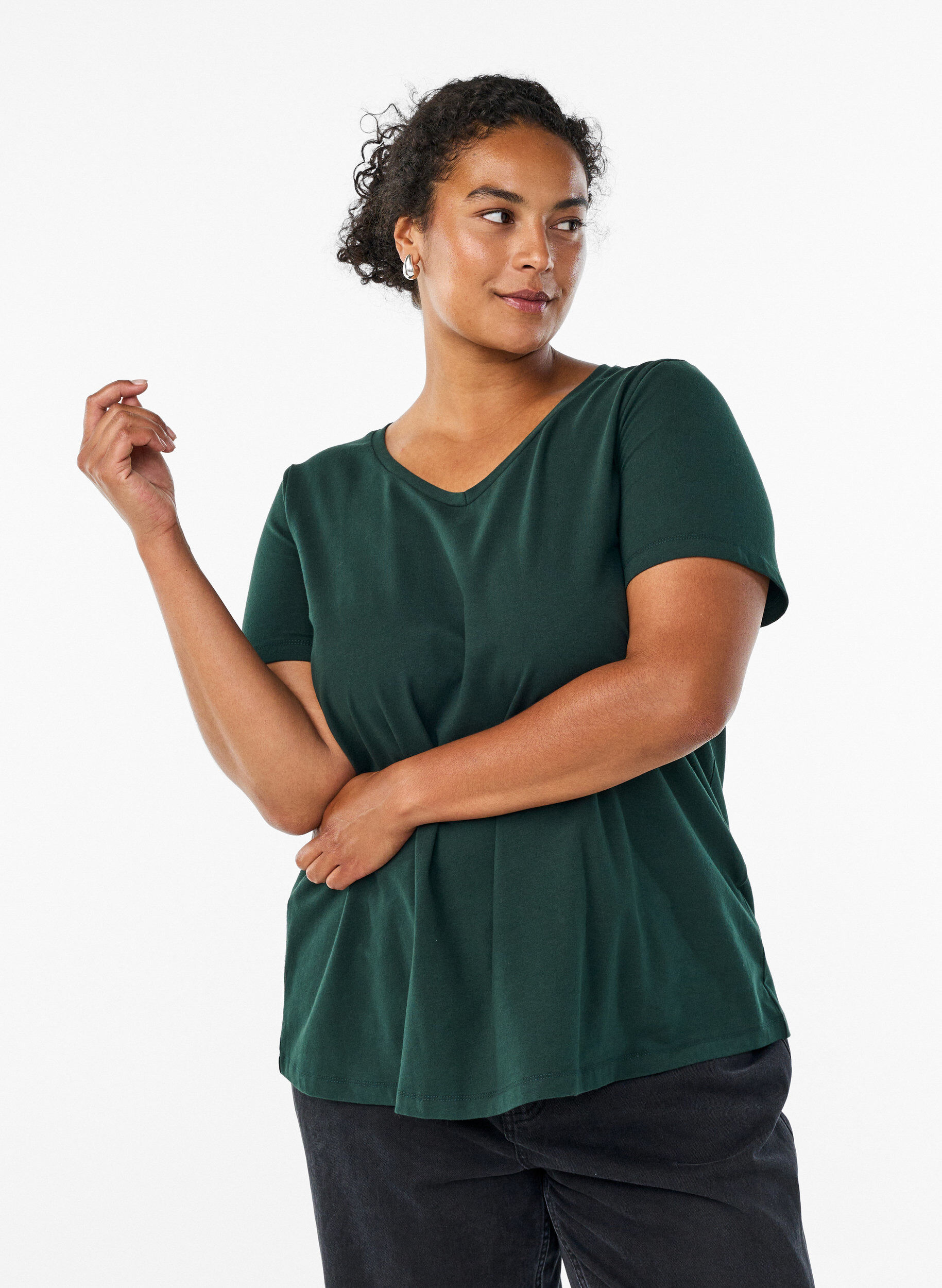 Zizzi Einfarbiges basic T-Shirt aus Baumwolle, Gr&uuml;n, Model image number 0