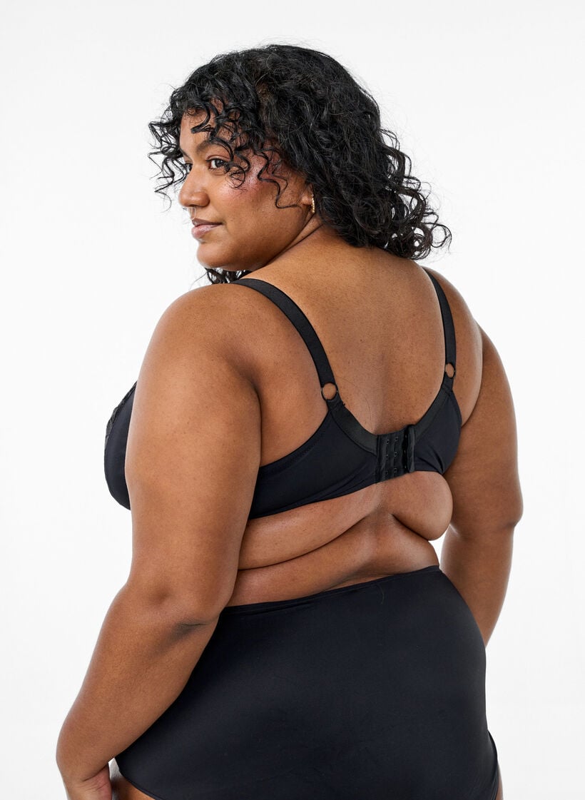 BH mit voller Abdeckung und Spitze, Schwarz, Model image number 2