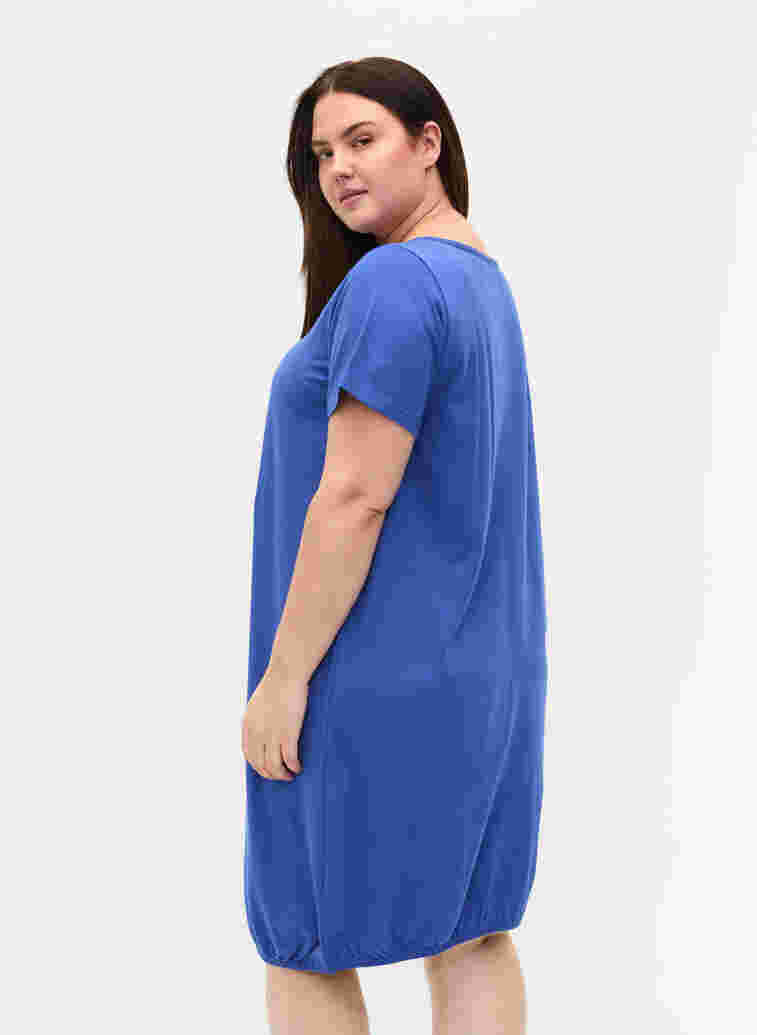 Baumwollkleid mit Rundhalsausschnitt und kurzen Ärmeln, Dazzling Blue, Model image number 1
