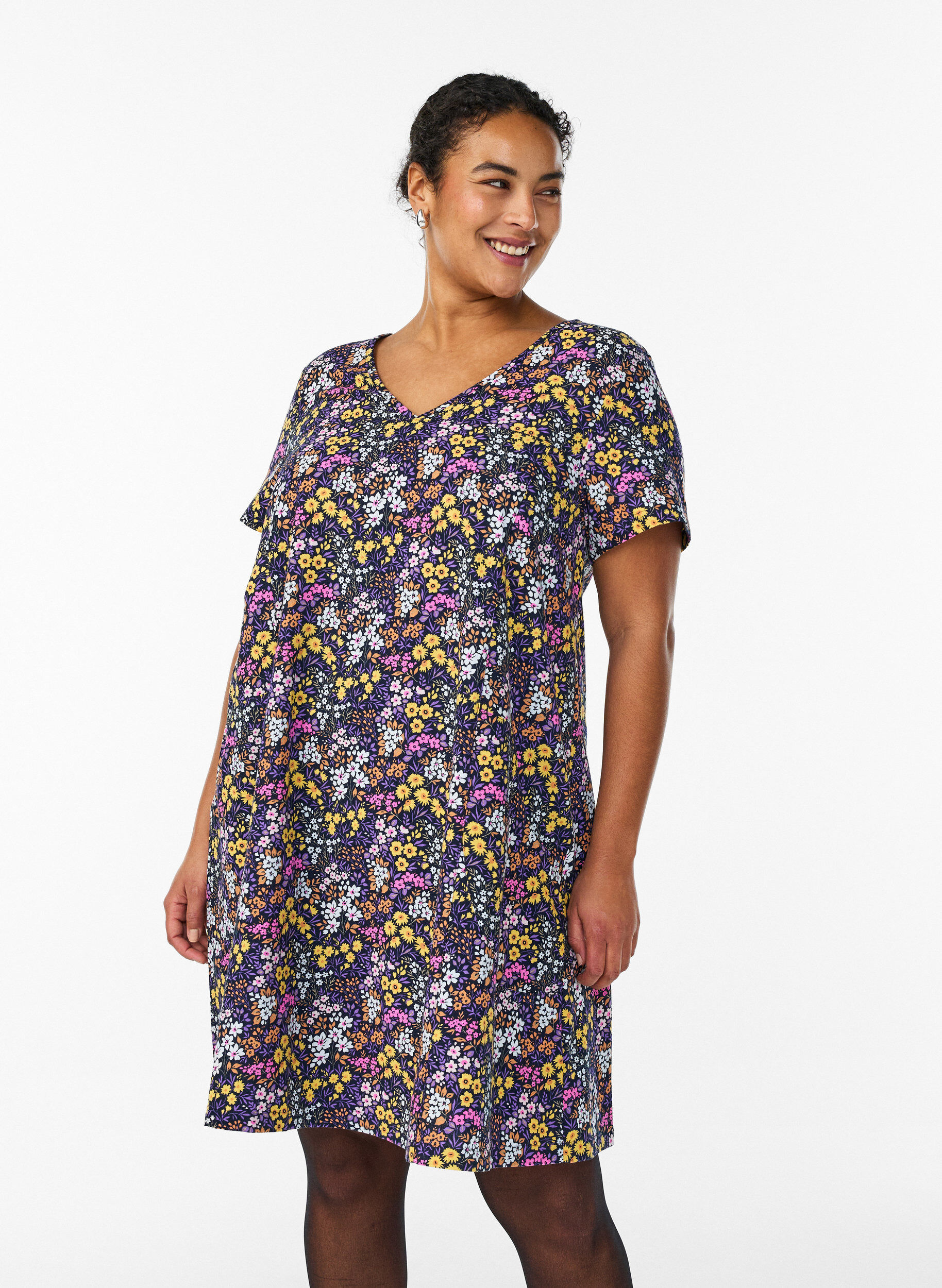 Kurzes A-Linien-Kleid mit floralem Print, Blau, Model