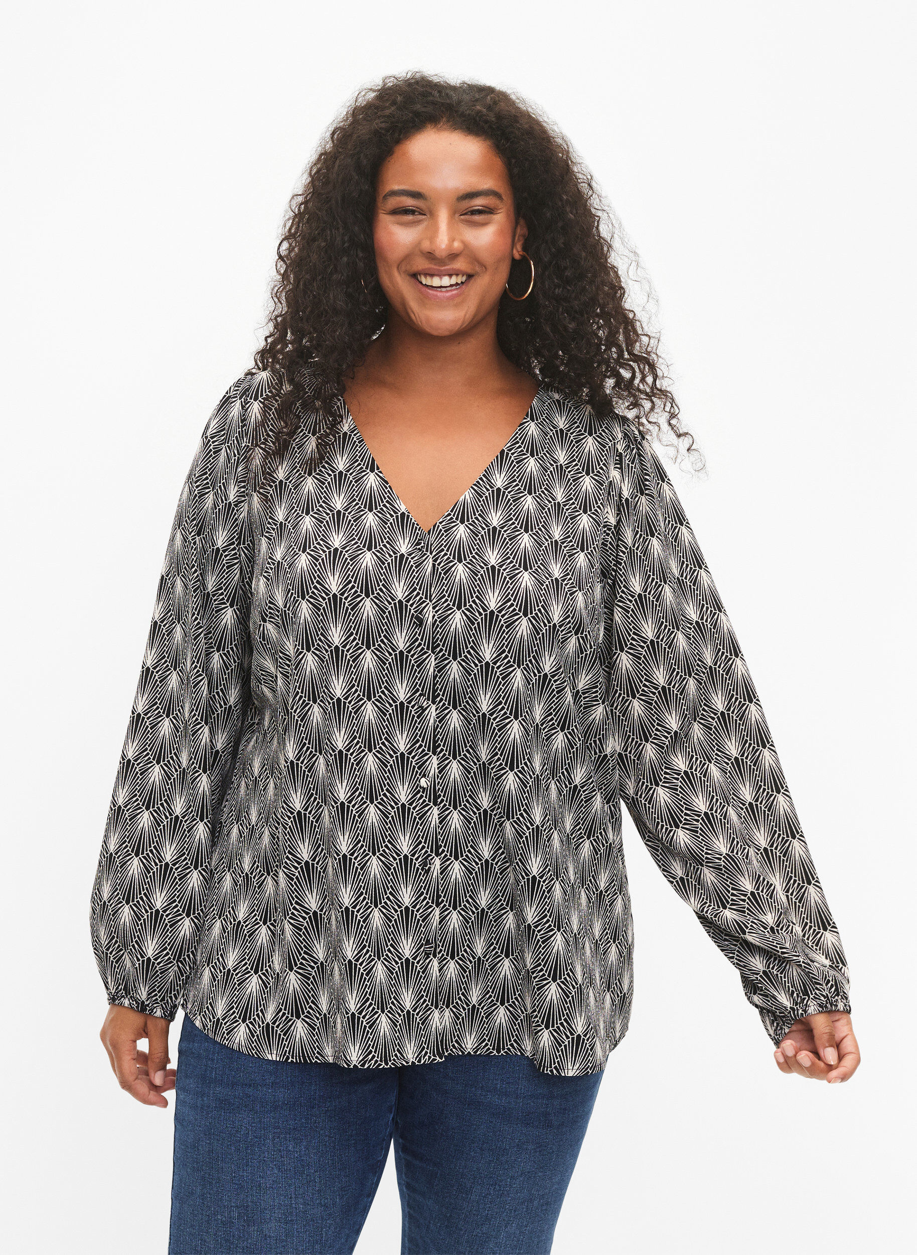 Zizzi  Hemdbluse mit V-Ausschnitt und Aufdruck, Birch Graphic AOP, Model image number 0