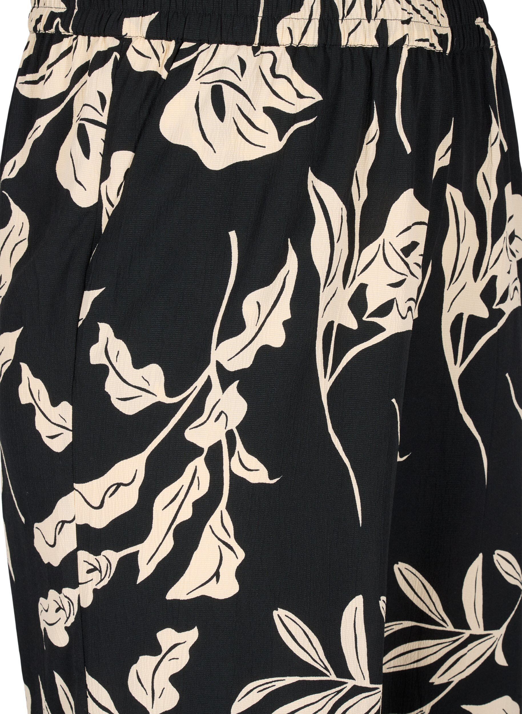 Zizzi FLASH &ndash; Hose mit Aufdruck und Taschen, Black Off White Fl., Packshot image number 2