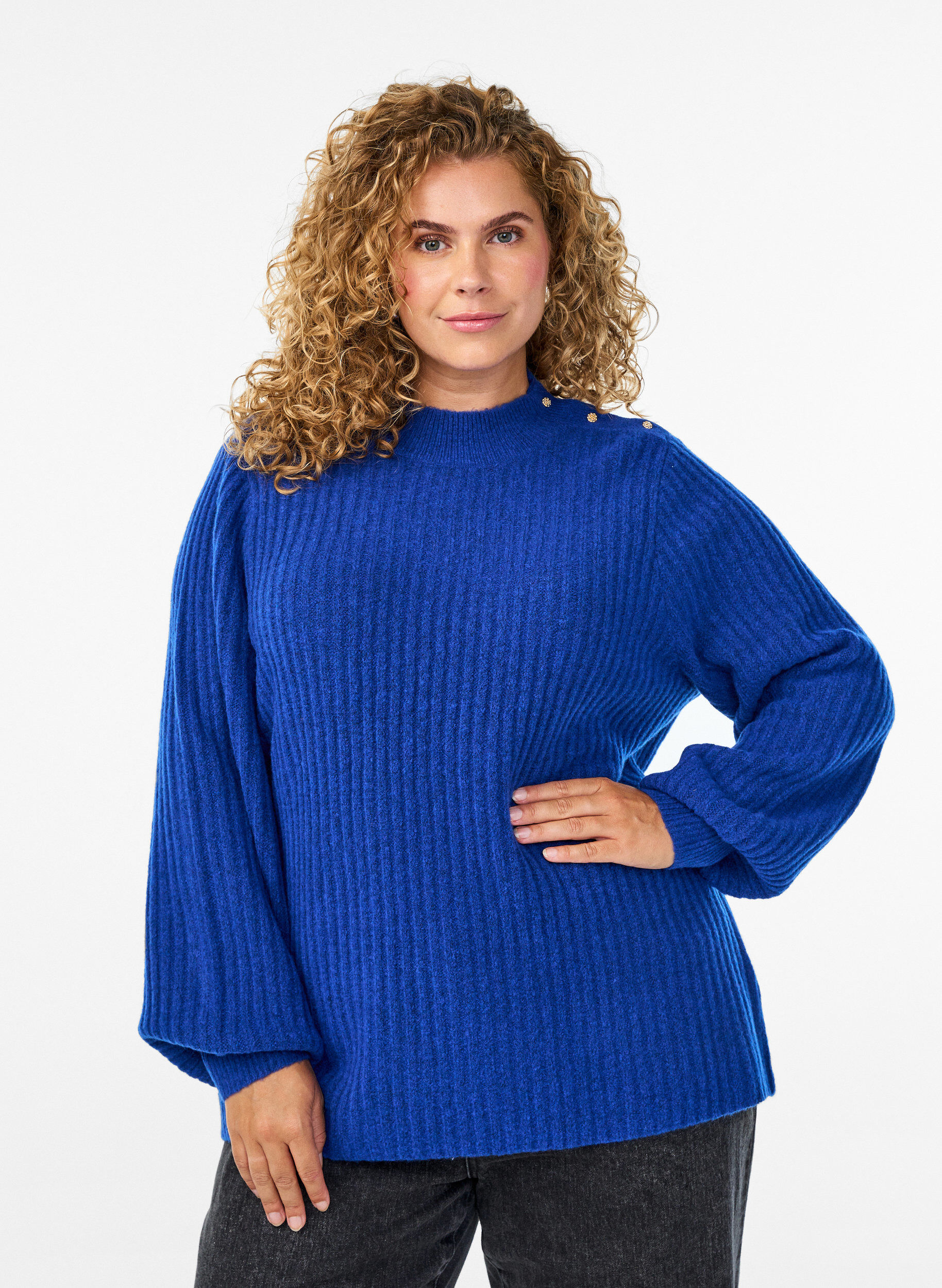 ZizziPullover aus Rippstrick mit Puff&auml;rmeln und Kn&ouml;pfen, Blau, Model image number 0