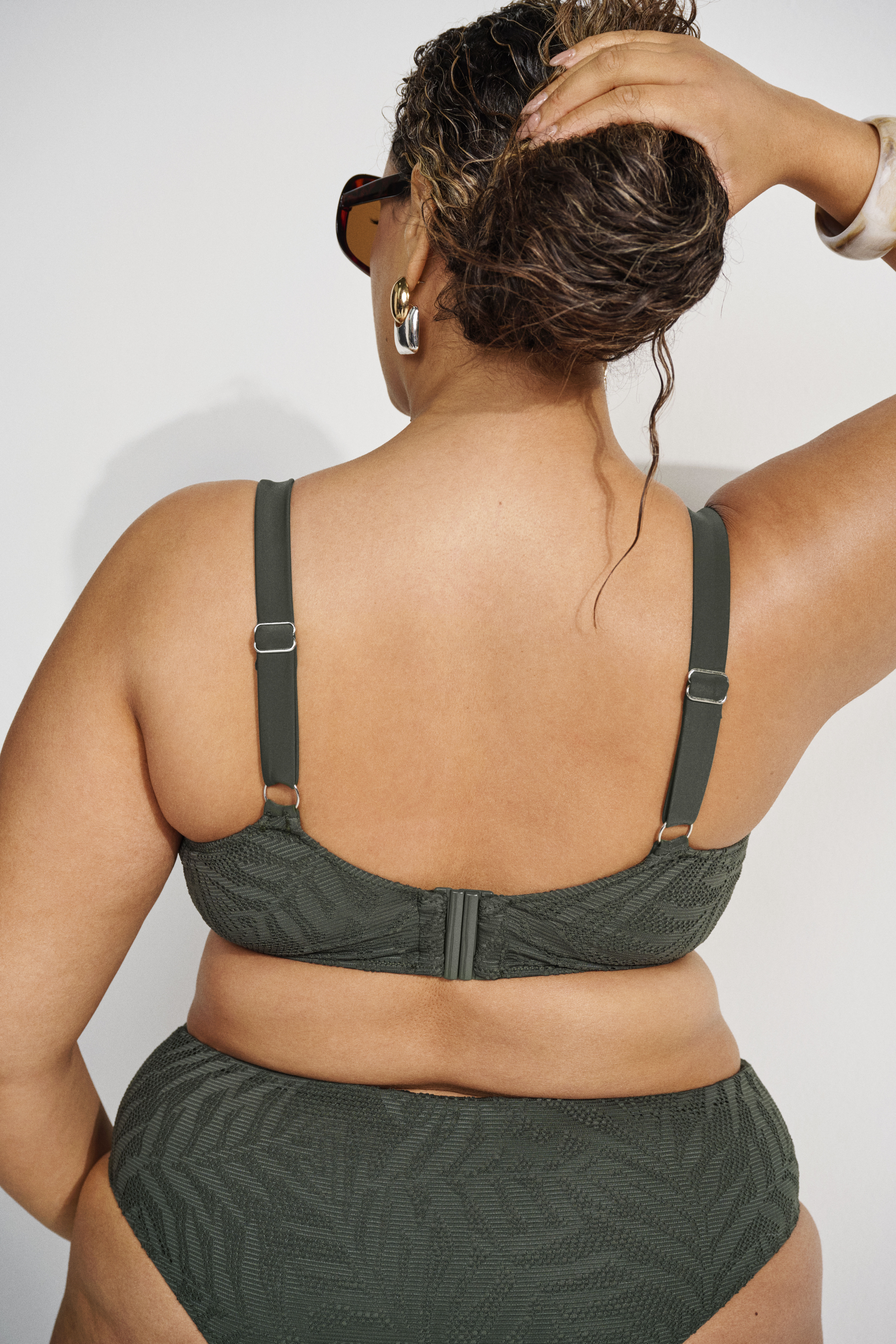 Zizzi Bikini mit strukturiertem Mesh, , Model