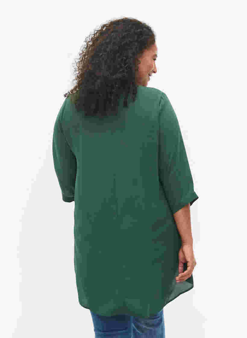 Bluse mit 3/4 Ärmeln und V-Ausschnitt, Trekking Green, Model image number 1