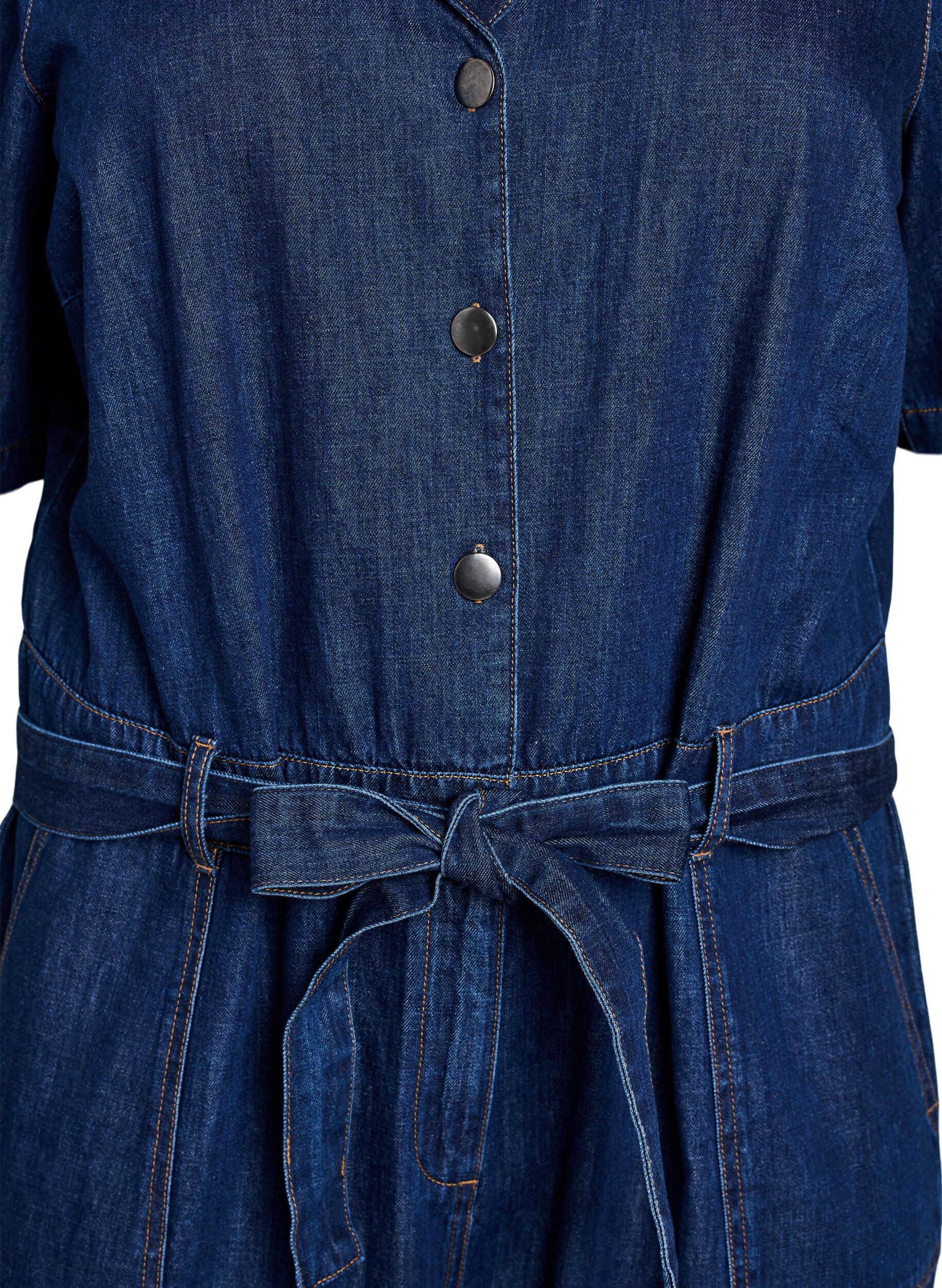 Zizzi Denim-Jumpsuit mit kurzen &Auml;rmeln und Bindeg&uuml;rtel, Blau, Packshot image number 2