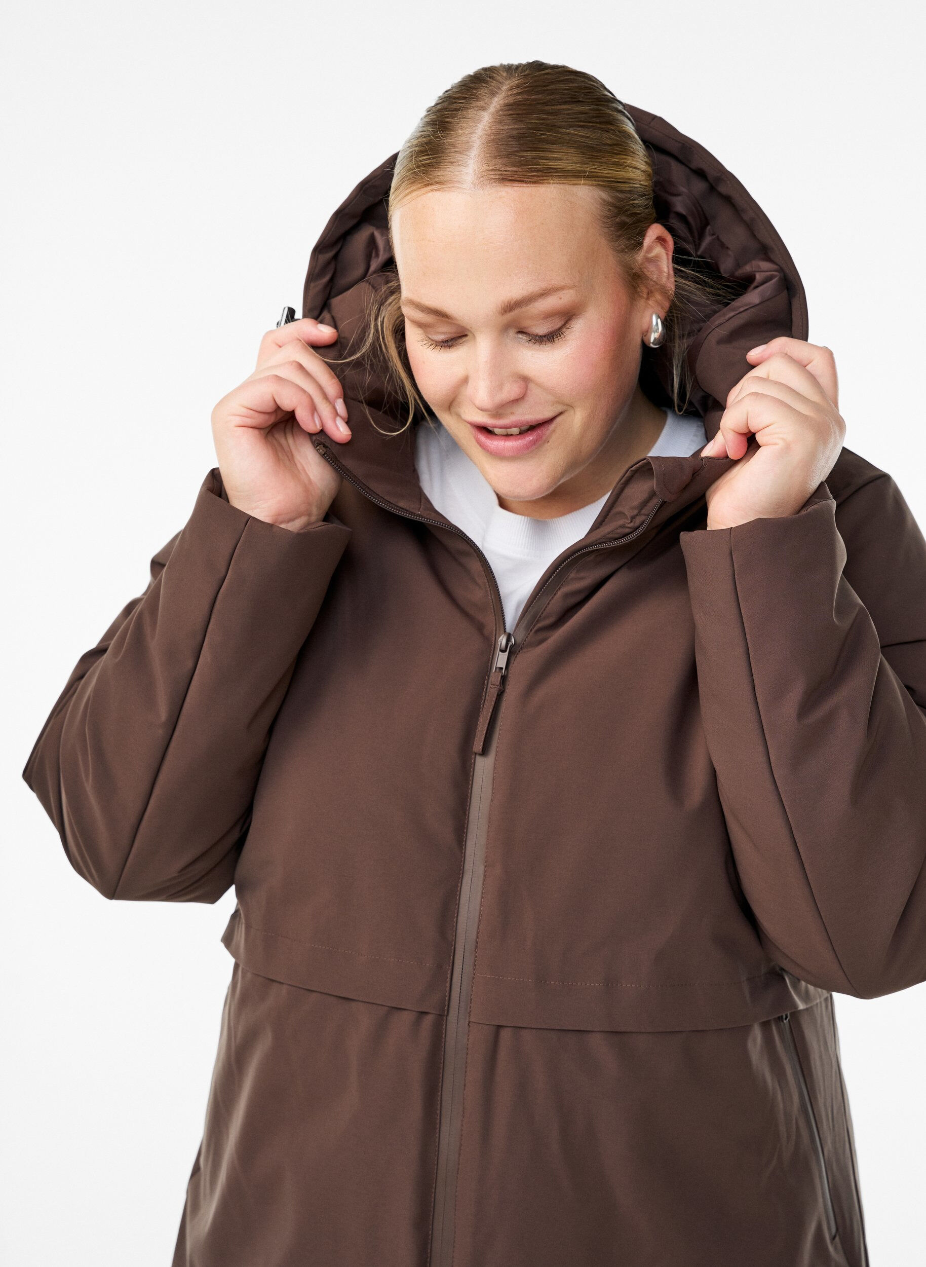 Zizzi Winterjacke mit verstellbarer Taille, Braun, Model image number 2