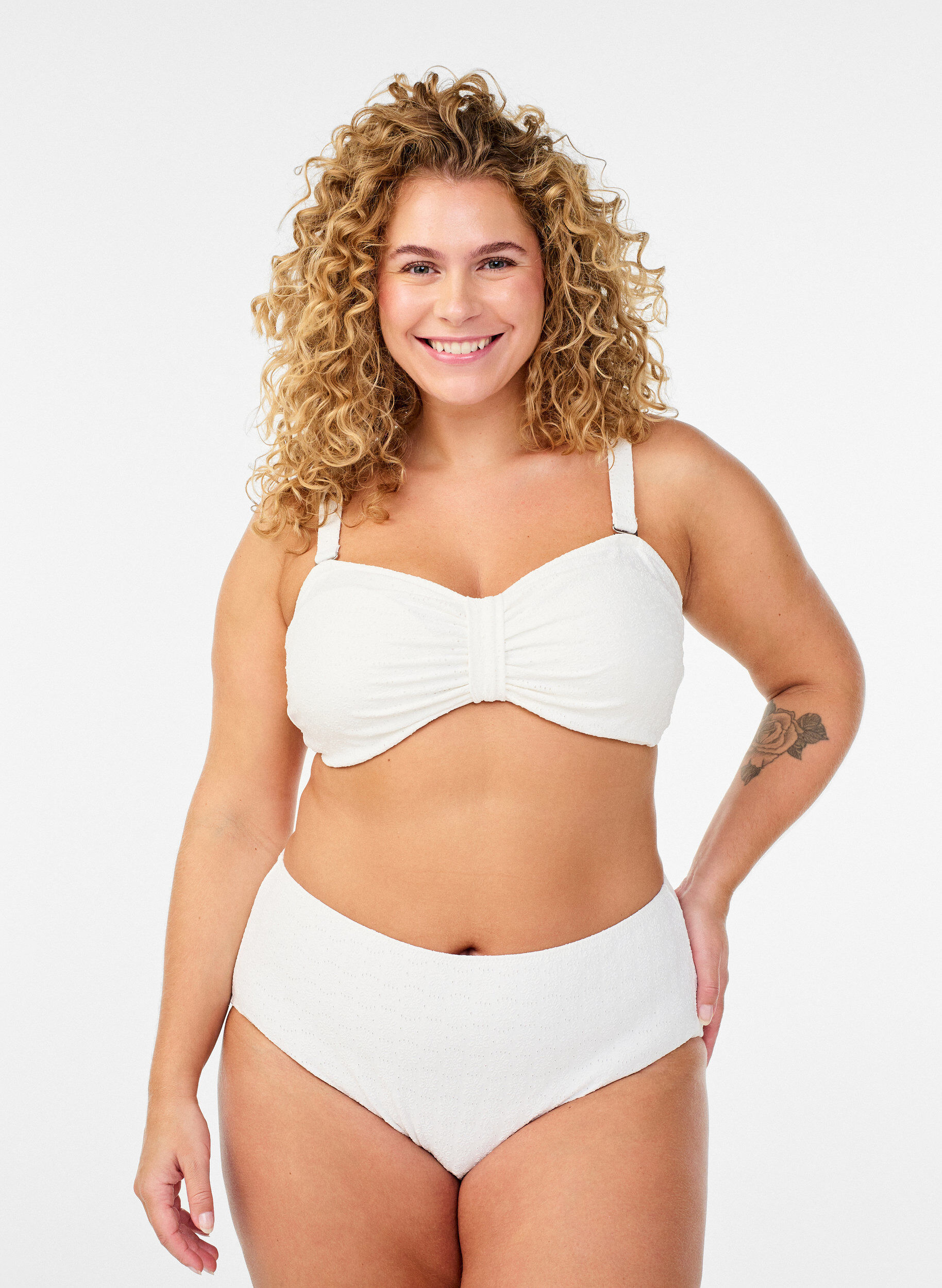 Zizzi Bikinihose mit Strukturmuster und normaler Taillenh&ouml;he, Wei&szlig;, Model image number 0