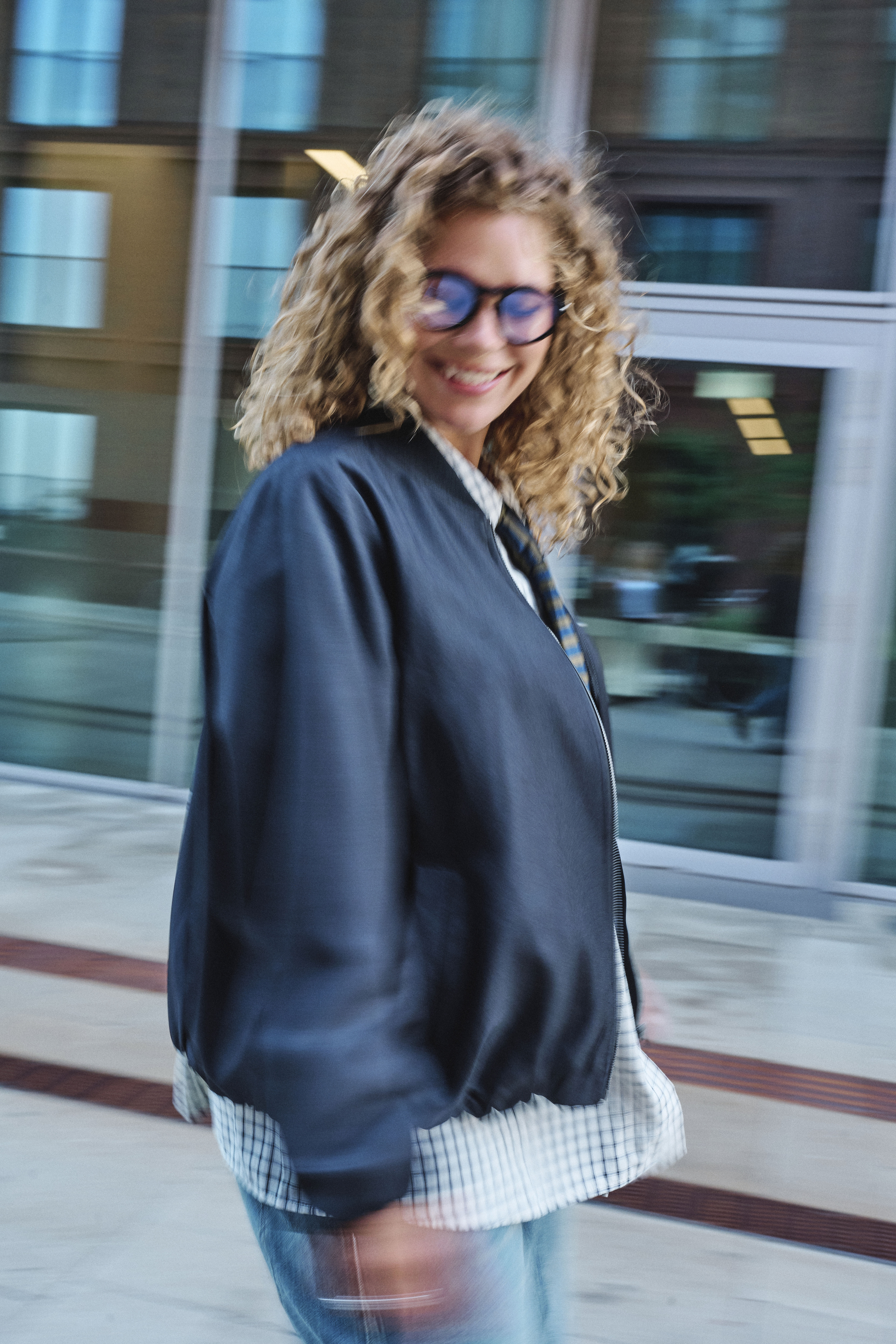ZizziEntspannter blauer Alltagsstil, , Model