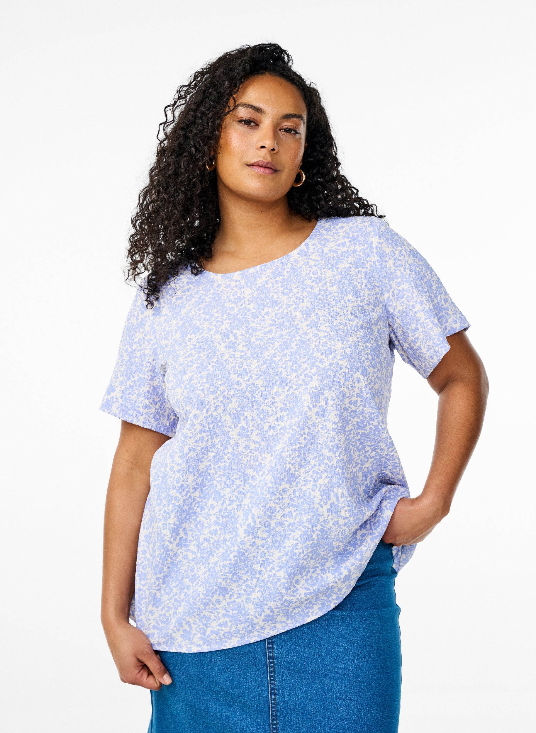 Zizzi FLASH - Bluse mit Struktur und kurzen &Auml;rmeln, Blau, Model image number 0
