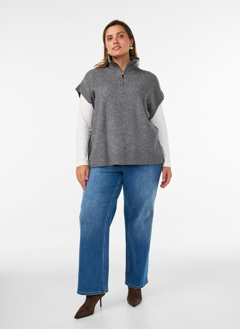 Strickweste mit hohem Kragen und kurzem Rei&szlig;verschluss, Grau, Model image number 1