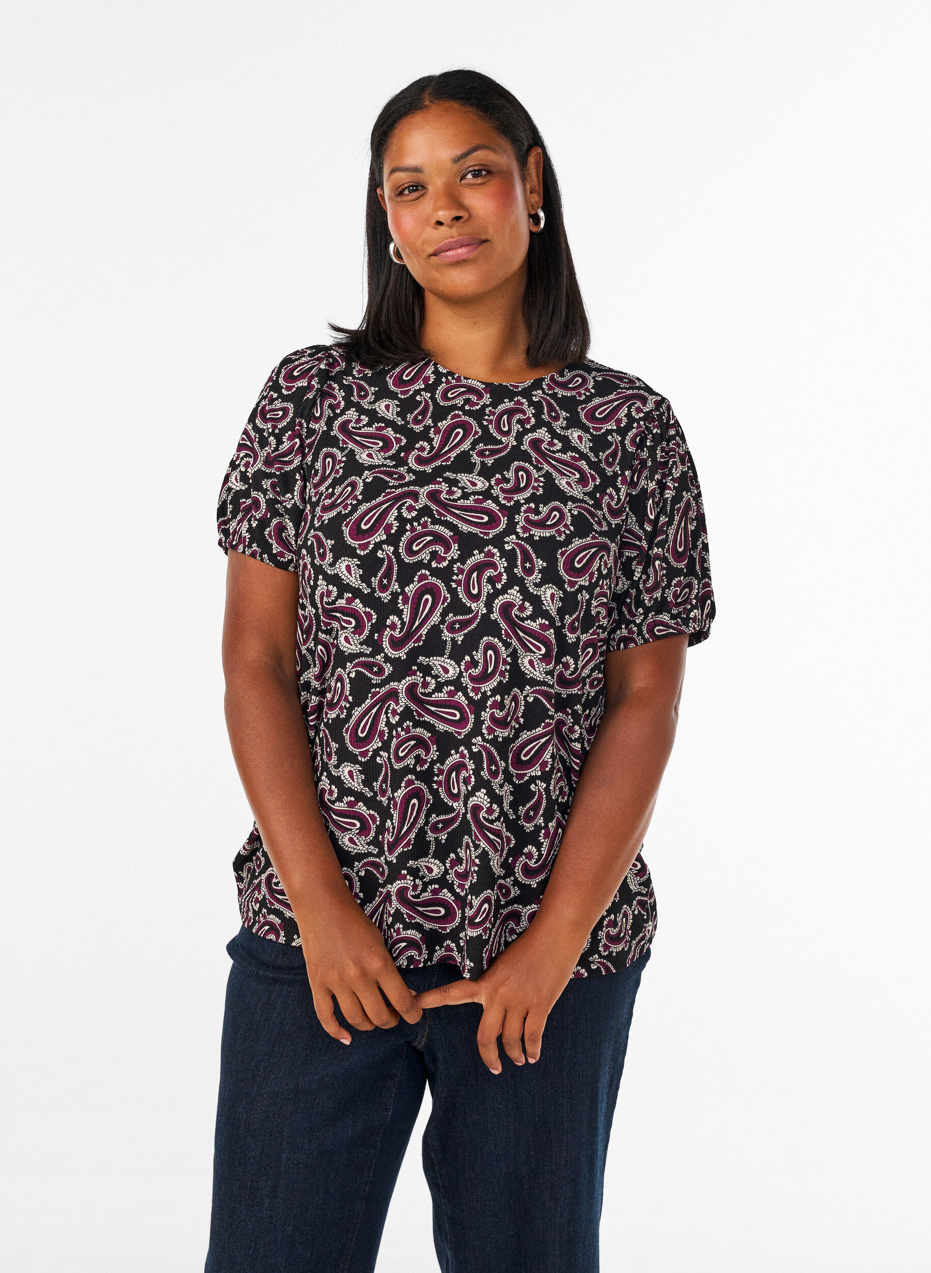 Bluse mit langen &Auml;rmeln und Paisleymuster, Dunkles Bordeaux, Model