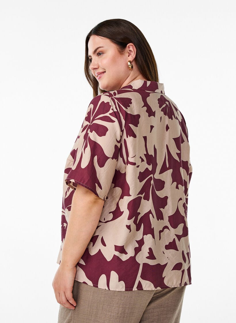 Geblümte Bluse mit V-Ausschnitt, Rot, Model image number 2