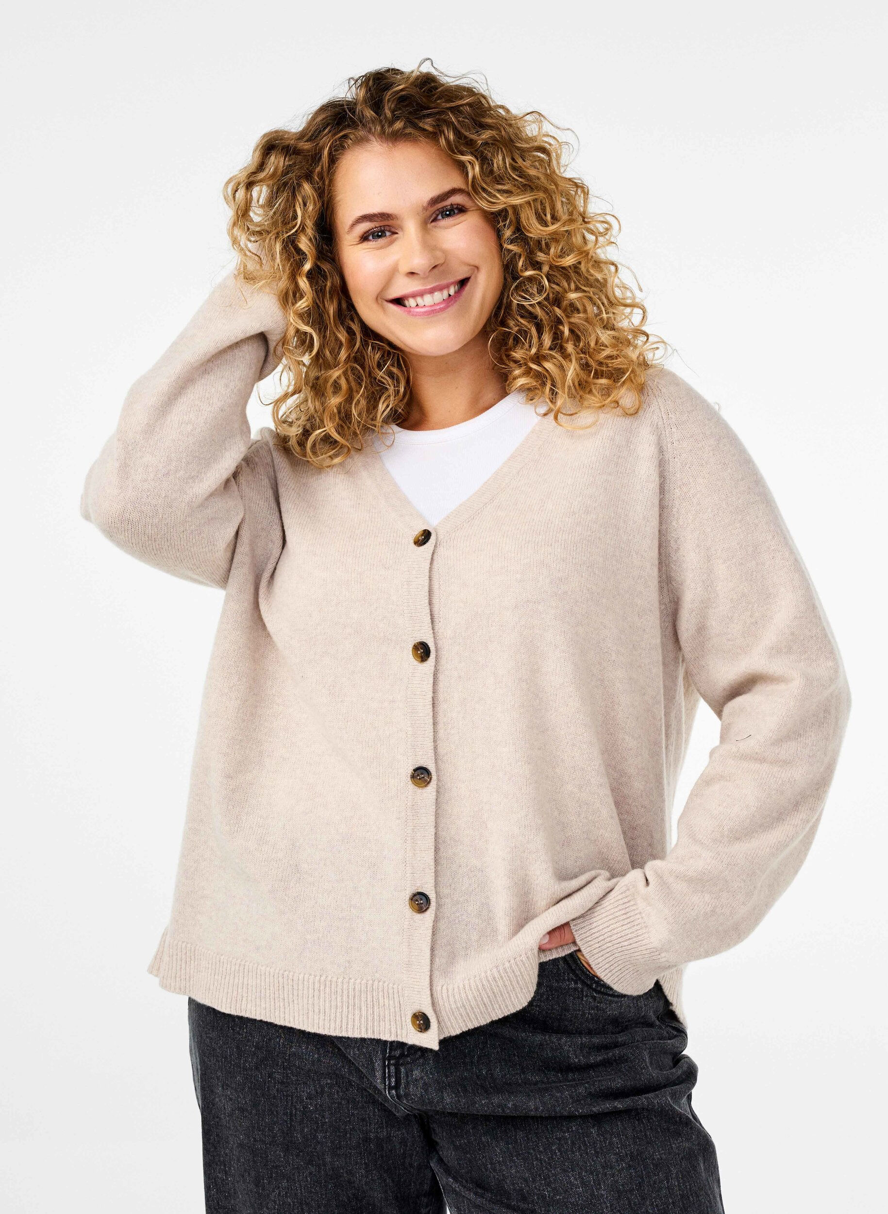 Zizzi Strickjacke aus Merinowolle, Pumice Stone Mel., Model image number 0